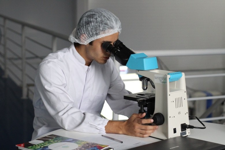 CBD als Unterstützung für Antibiotika