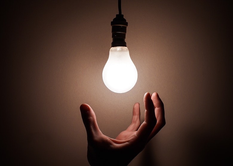 LED-Lampen geben viel weniger Wärme ab als HID- und CFL-Lampen