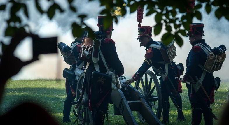 Soldaten unter dem Einfluss von Haschisch