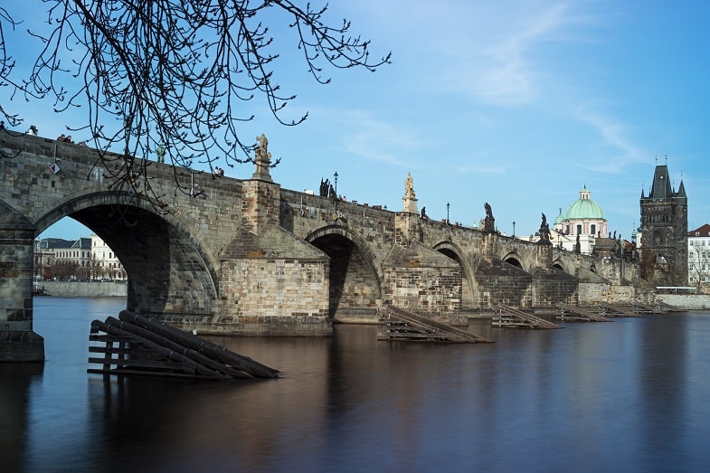 Prag: Ideale Kulisse und logistische Tipps